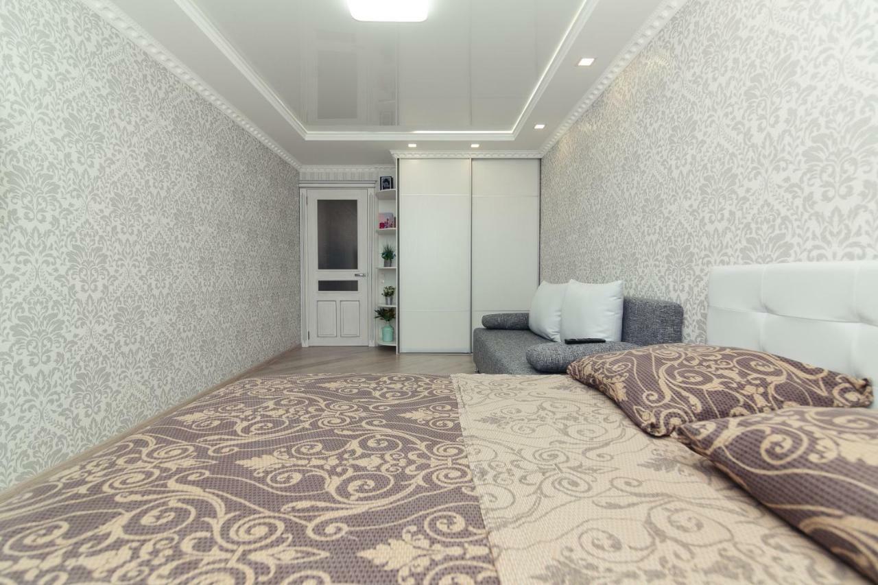 Luxury Apart-Hotel On Kondrateva Street Сумы Экстерьер фото