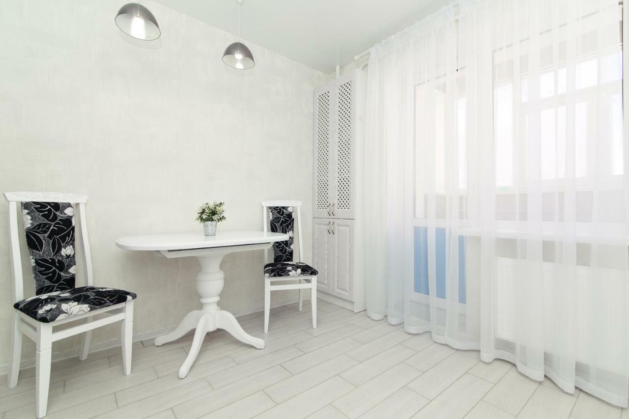 Luxury Apart-Hotel On Kondrateva Street Сумы Экстерьер фото