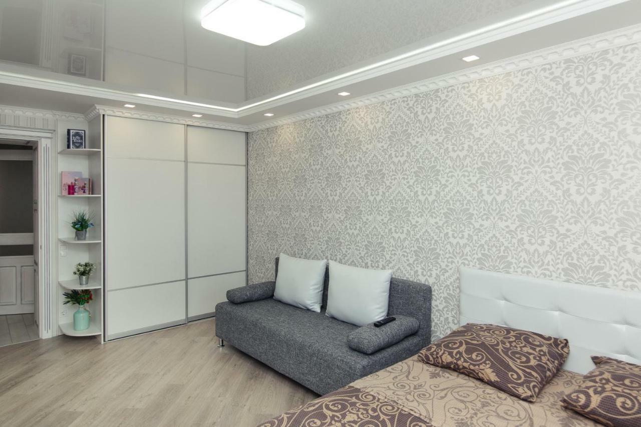 Luxury Apart-Hotel On Kondrateva Street Сумы Экстерьер фото